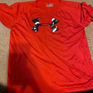 Under armor men’s T-shirt youth